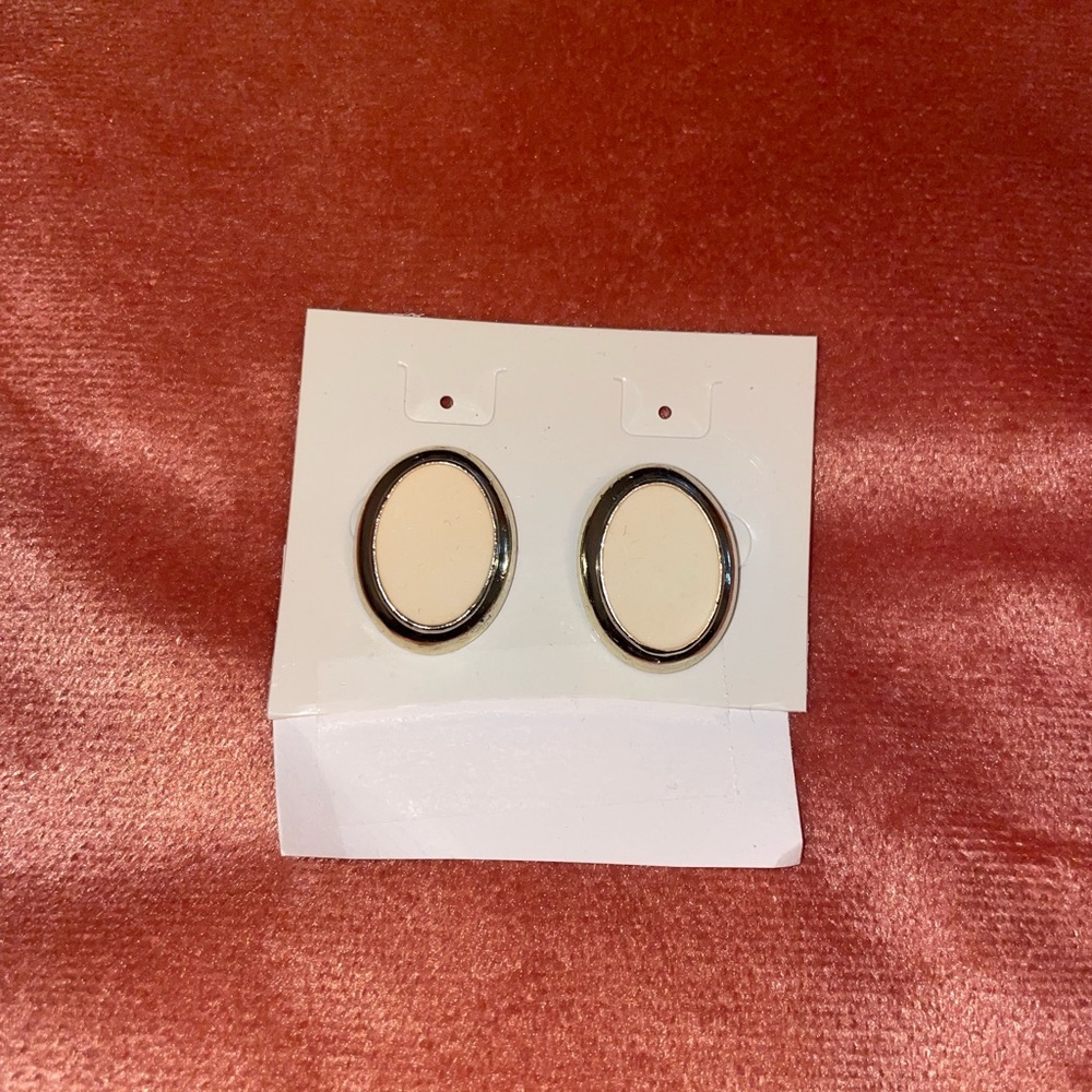 Vintage earrings!